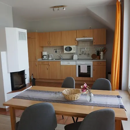 Maisonettewohnung Mit Kleiner Eingangsterrasse Apartment *